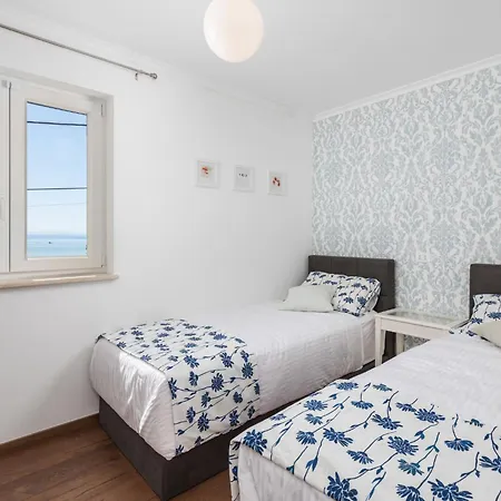 Alba By Interhome Semesterbostad Mošćenička Draga