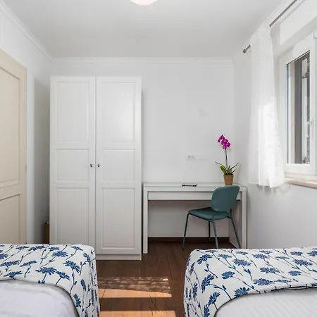 Alba By Interhome Semesterbostad Mošćenička Draga