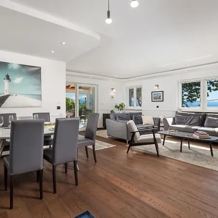 Semesterbostad Alba By Interhome